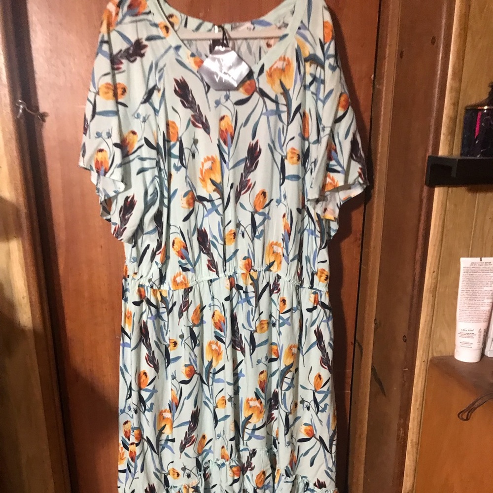 Floral maxi dress